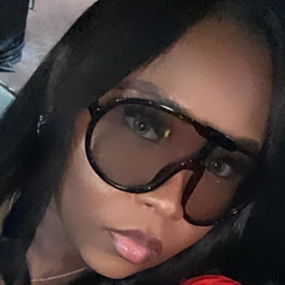 OVERSIZED SHIELD SUNGLASSES - Picture 2 of 5